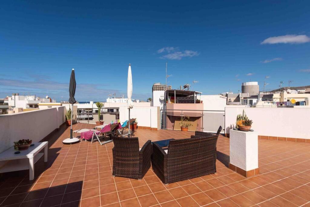 Apartamento Arguineguín, en el casco marinero con sol todo el año Exterior foto