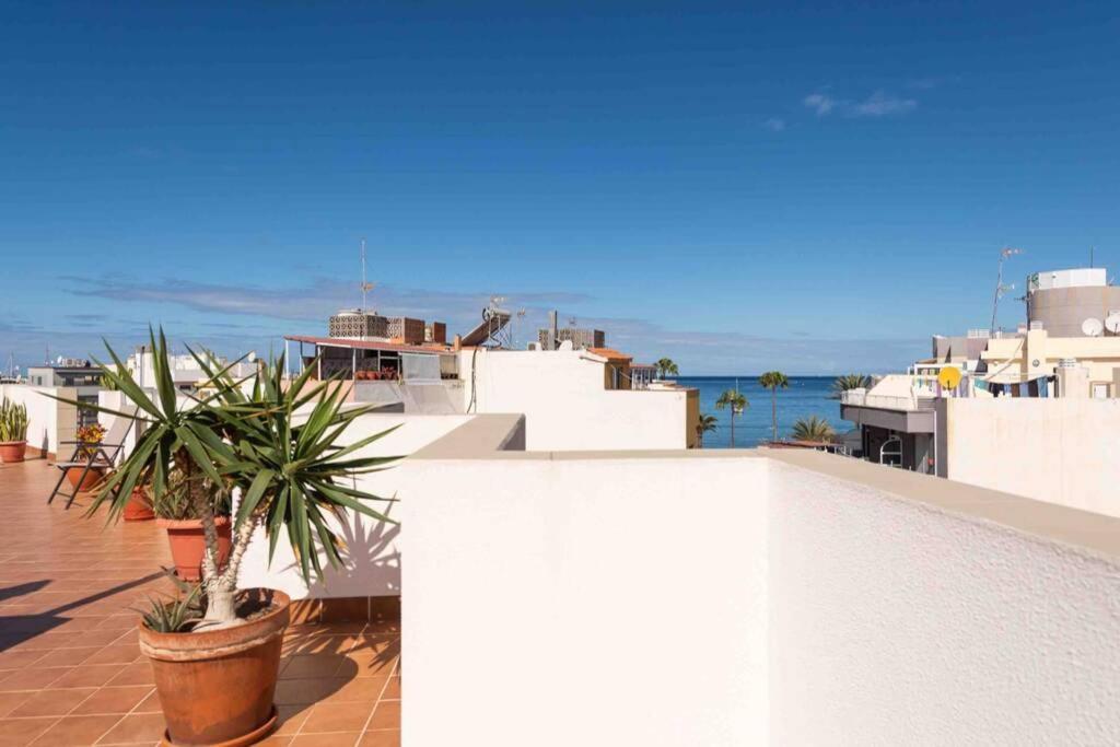 Apartamento Arguineguín, en el casco marinero con sol todo el año Exterior foto