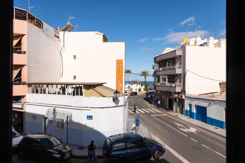 Apartamento Arguineguín, en el casco marinero con sol todo el año Exterior foto