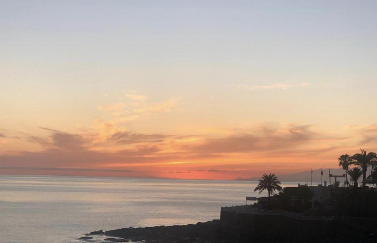 Apartamento Arguineguín, en el casco marinero con sol todo el año Exterior foto